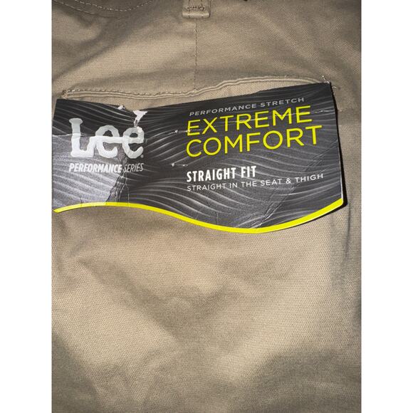 Brand New Lee Men's Size 40x32 Straight Fit Extreme Flex Chino Pants Ankle - Picture 7 of 14